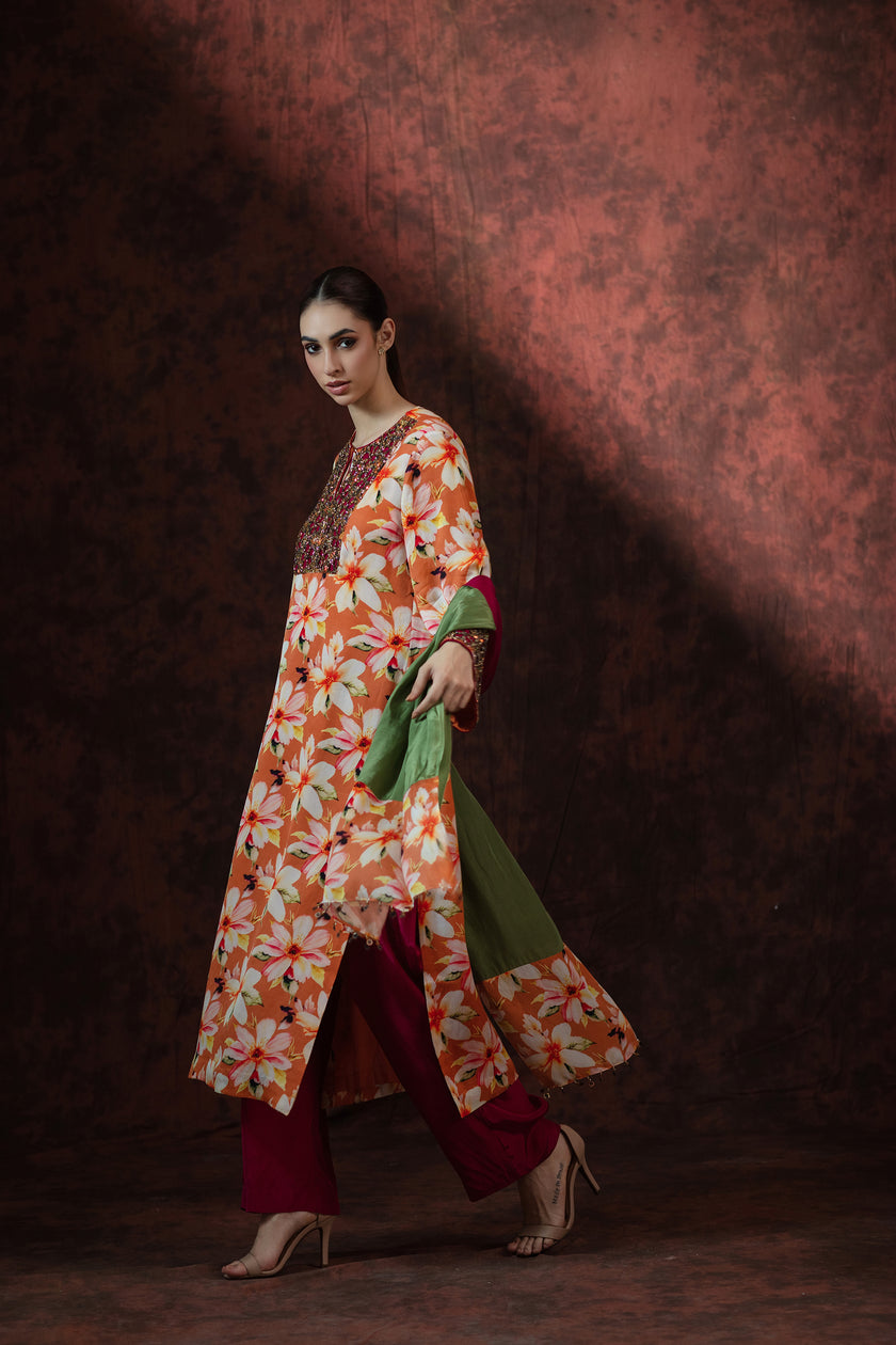 Cosmos Bloom Kurta Set