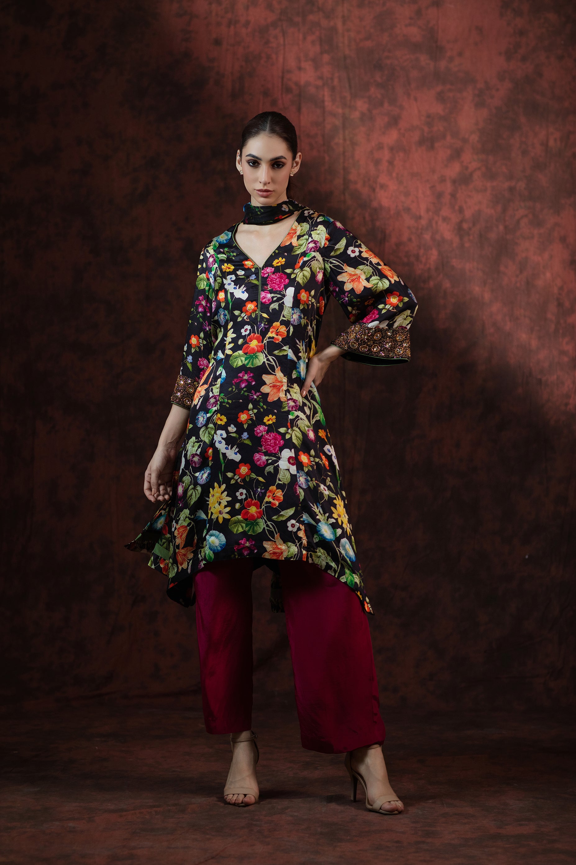 Midnight Bloom Floral Set